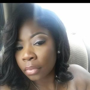 Meet your Posher, Teisha